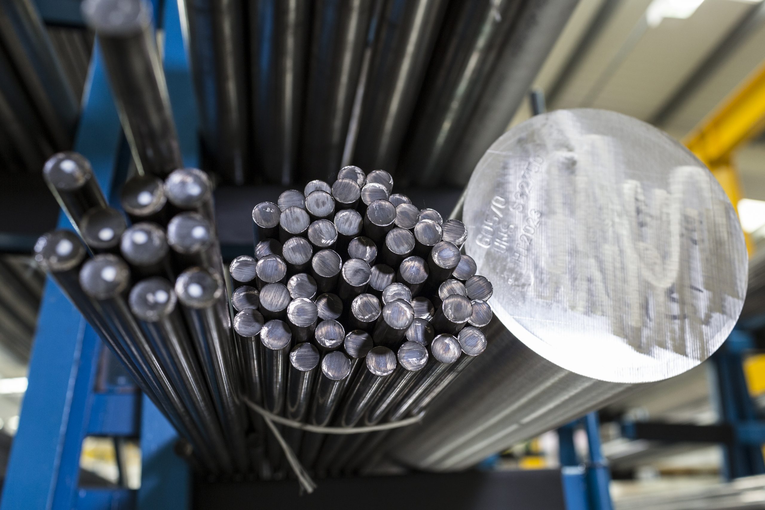 Download our differentiate between Inconel, Incoloy & Monel Alloy guide